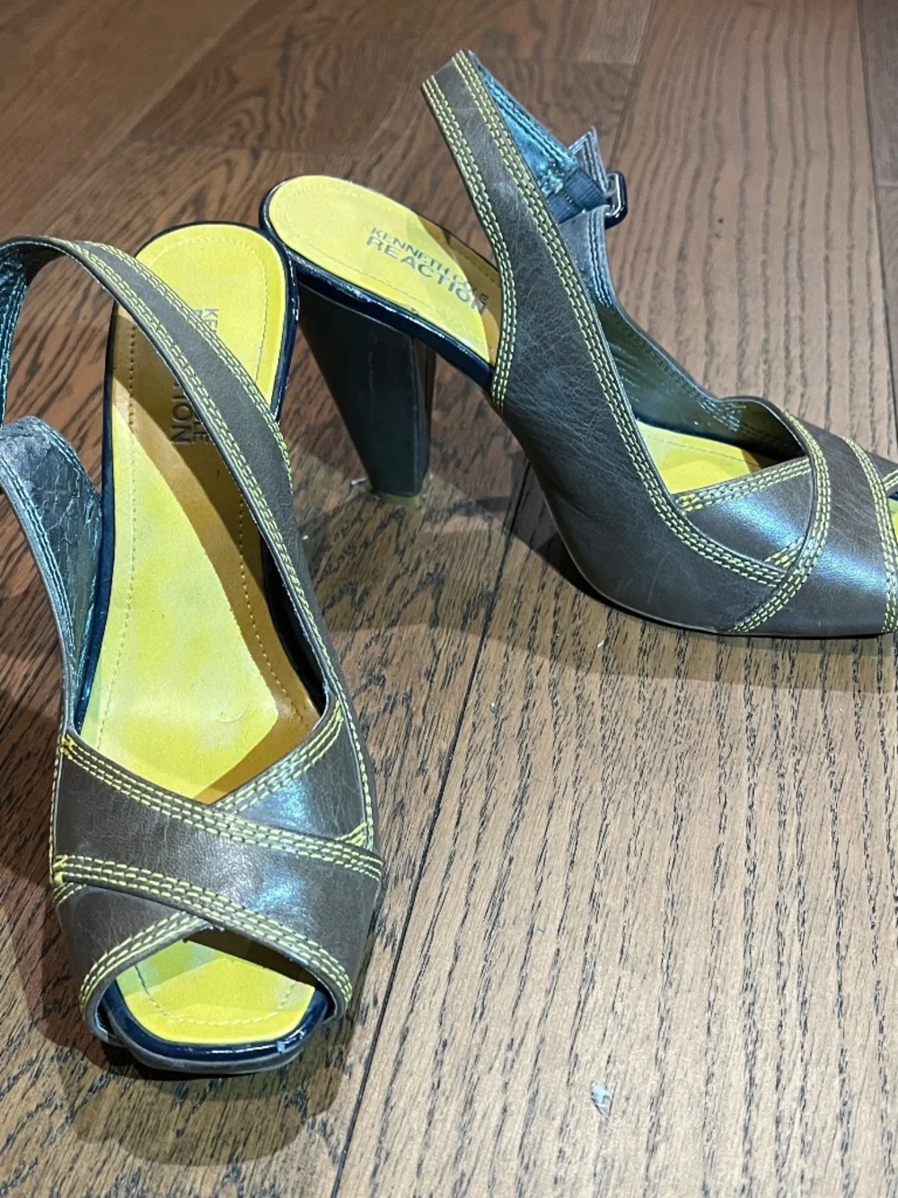 Kenneth Cole Reaction Heels